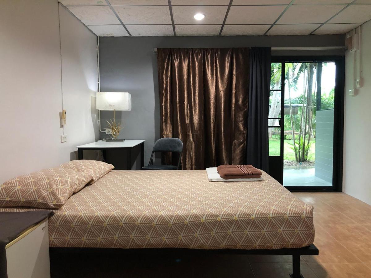 Wassana Sitdharma Guesthouse Trang Exteriör bild